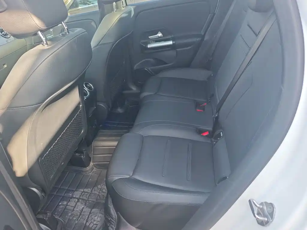 Mercedes-Benz GLA 2021 — фото 13