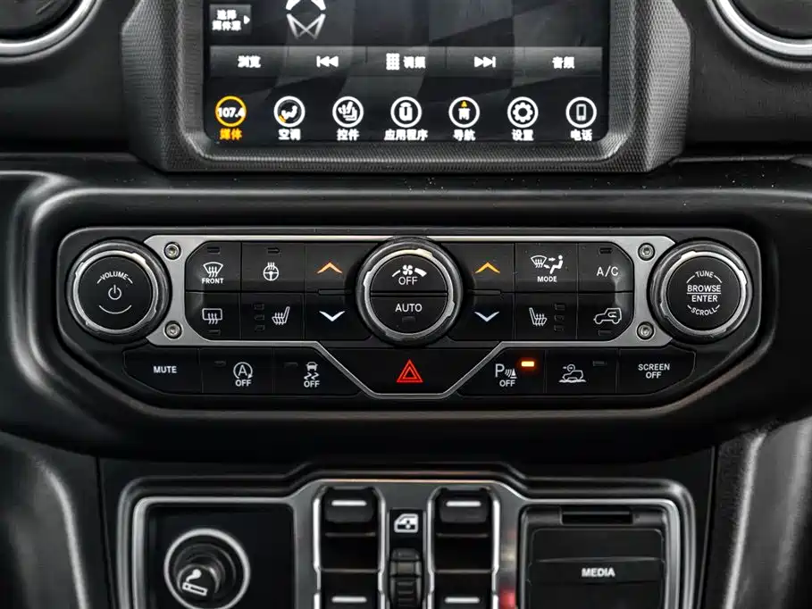Jeep Gladiator 2022 — фото 22