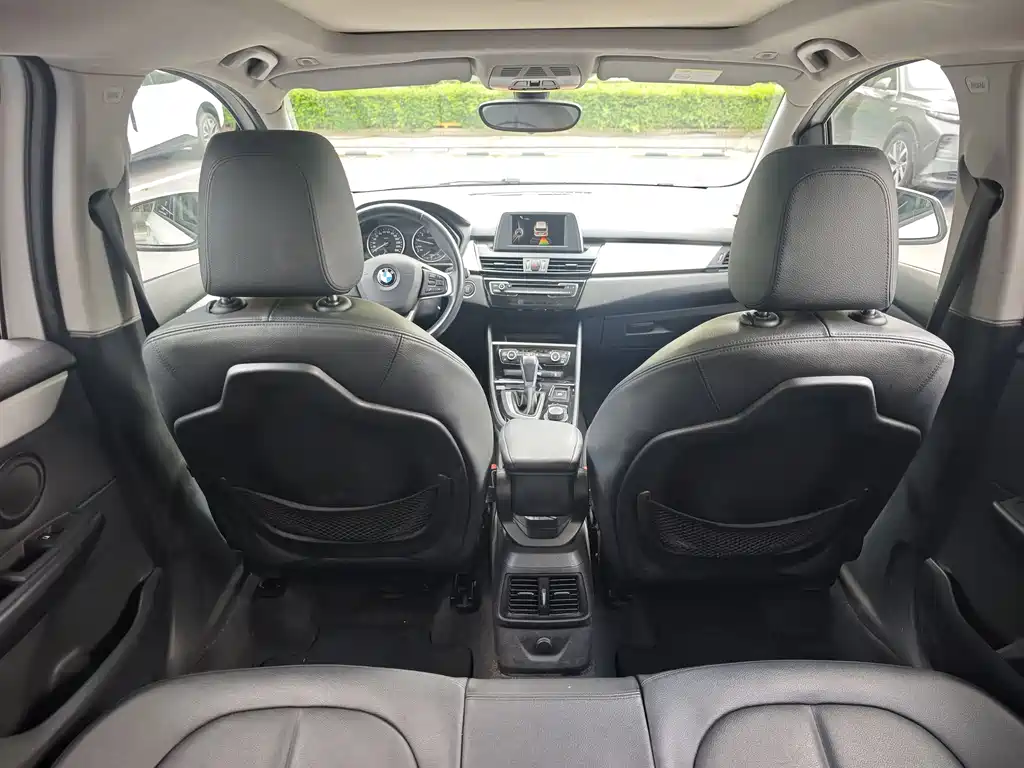 BMW 2 Series Active Tourer 2016 — фото 14