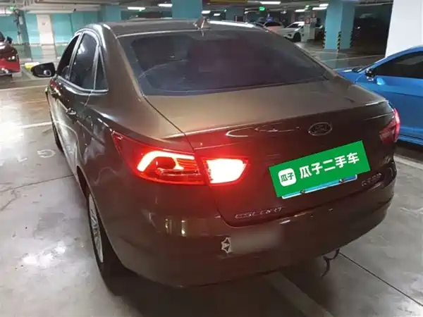 Ford Escort 2017
