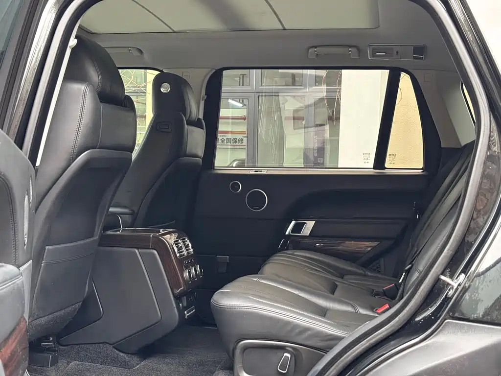 Land Rover Range Rover 2015 — фото 11