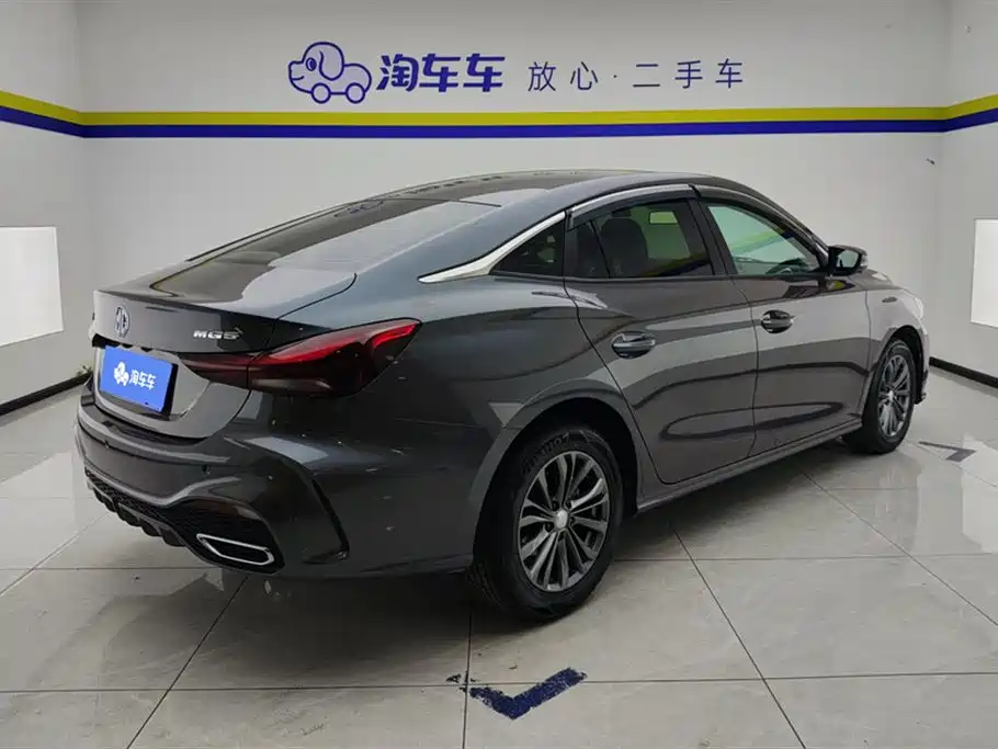 MG MG5 2025