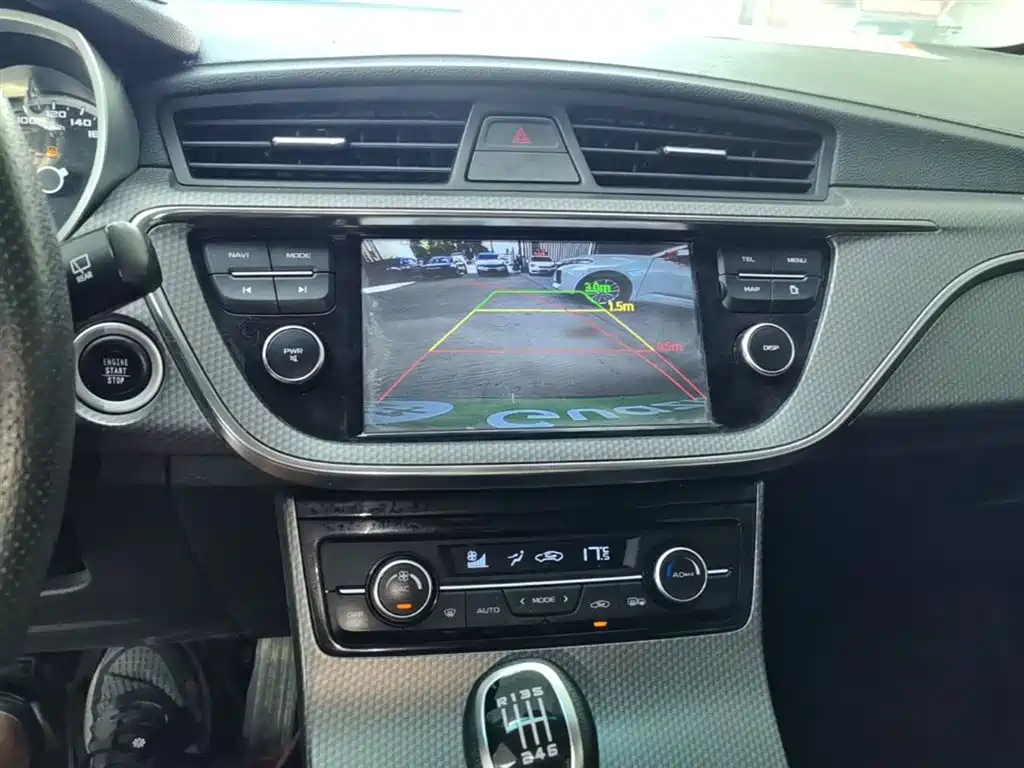 Geely Emgrand GS 2017 — фото 13