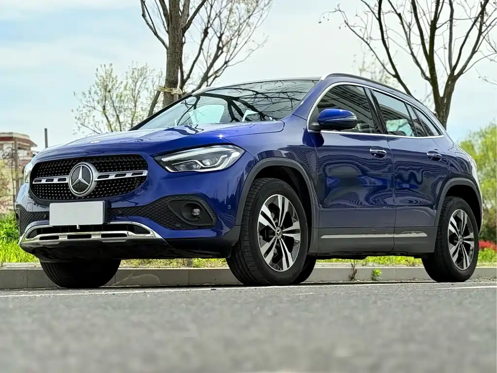 Mercedes-Benz GLA 2022 — фото 1