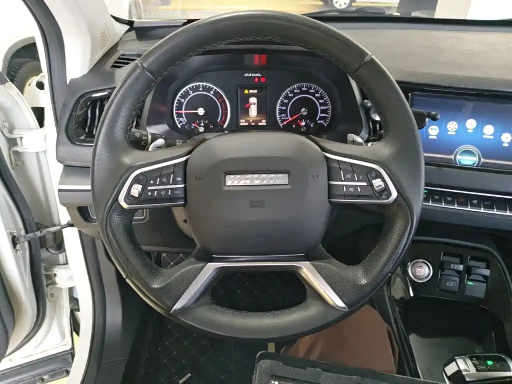 Haval H2s 2018 — фото 11