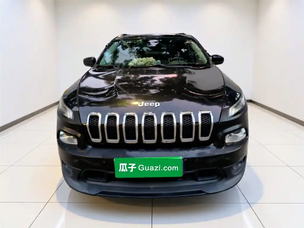 Jeep Cherokee 2014 — фото 2