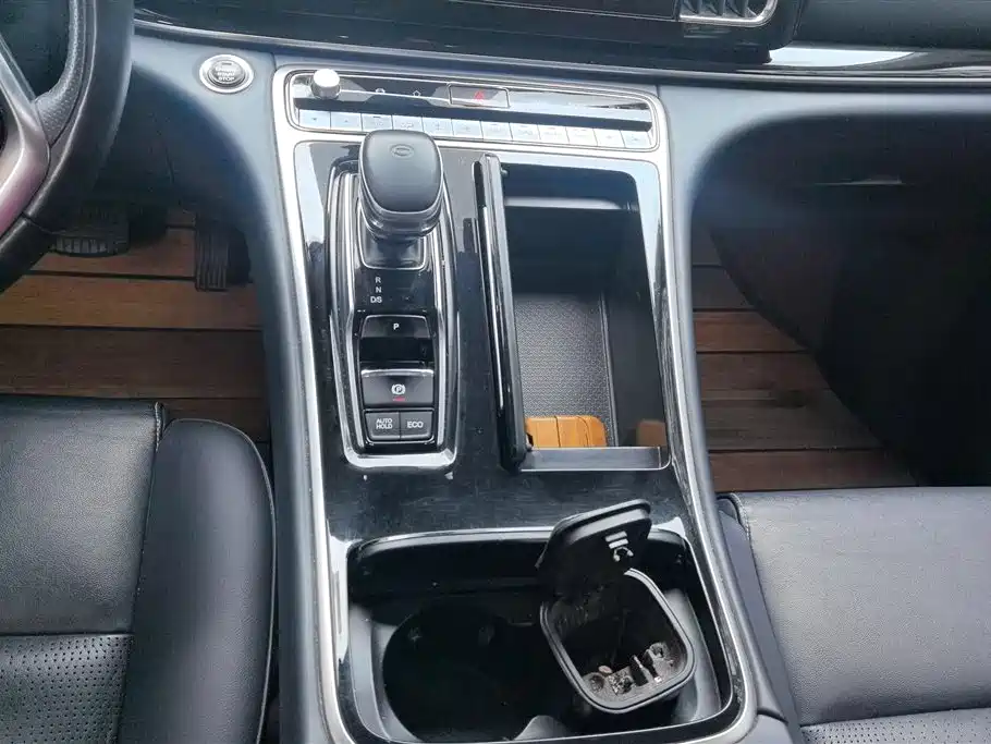 GAC Motor Trumpchi M8 2022 — фото 16