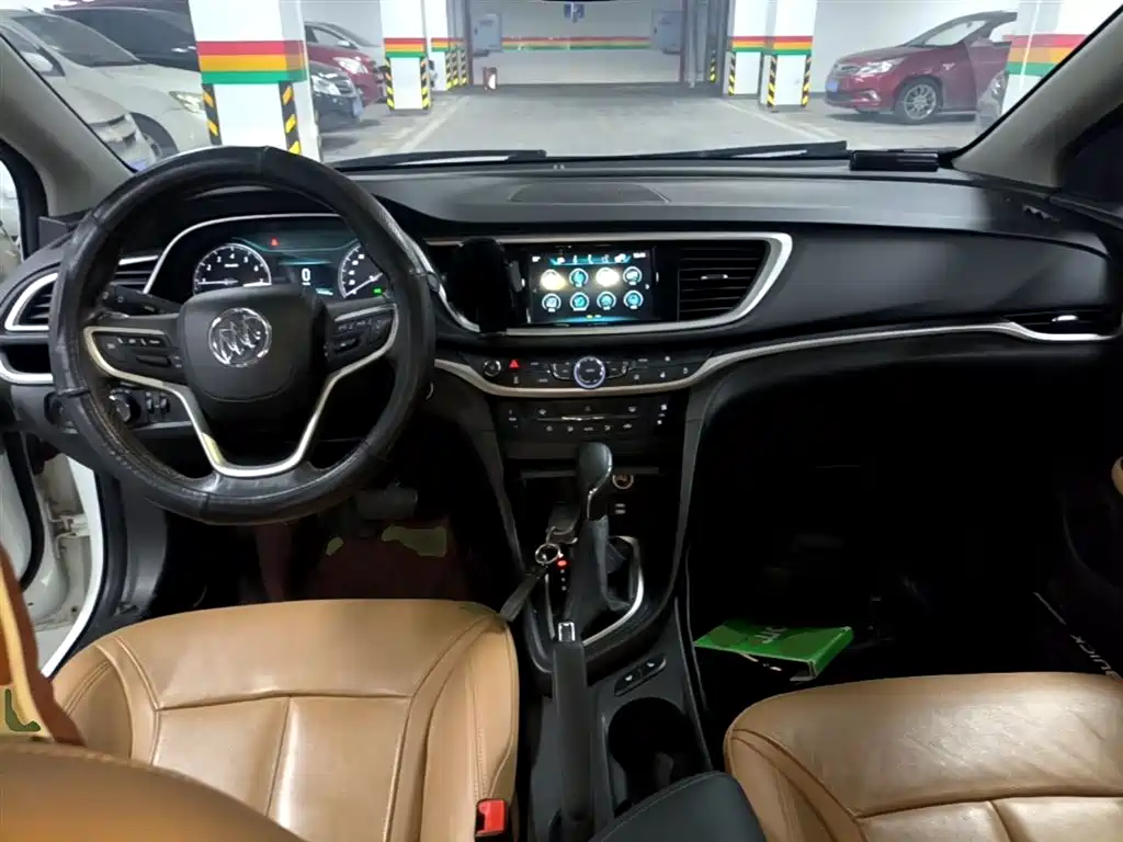Buick Excelle 2018 — фото 10