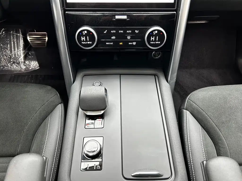 Land Rover Discovery 2021 — фото 16