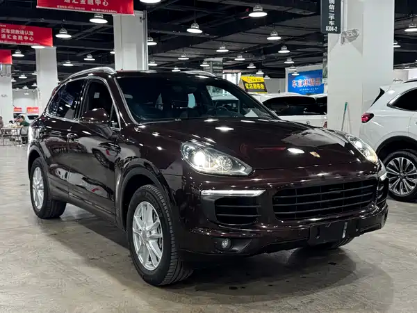 Porsche Cayenne 2016