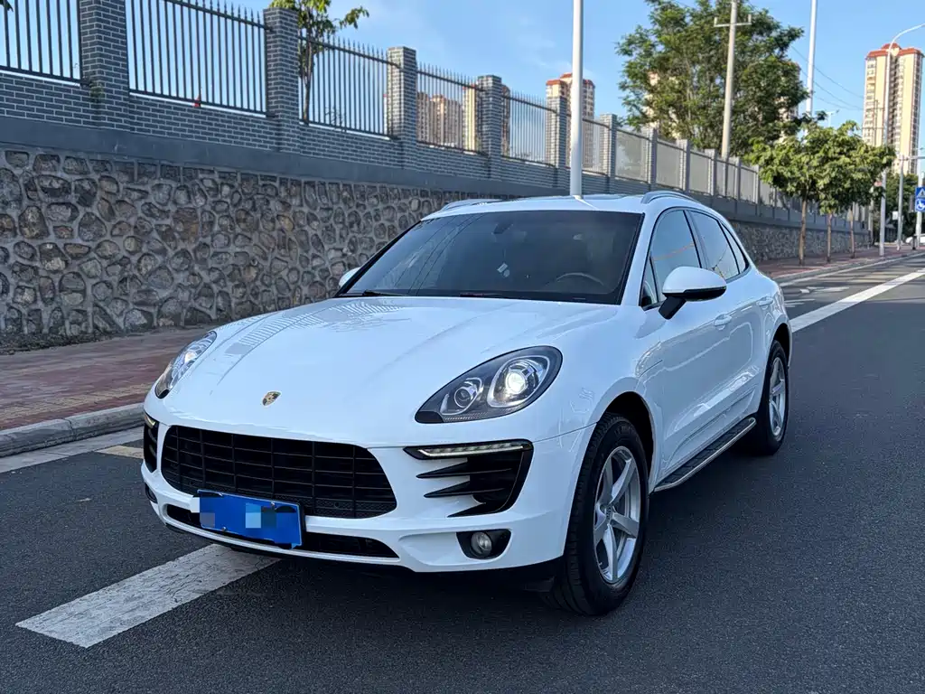 Porsche Macan 2016 — фото 1