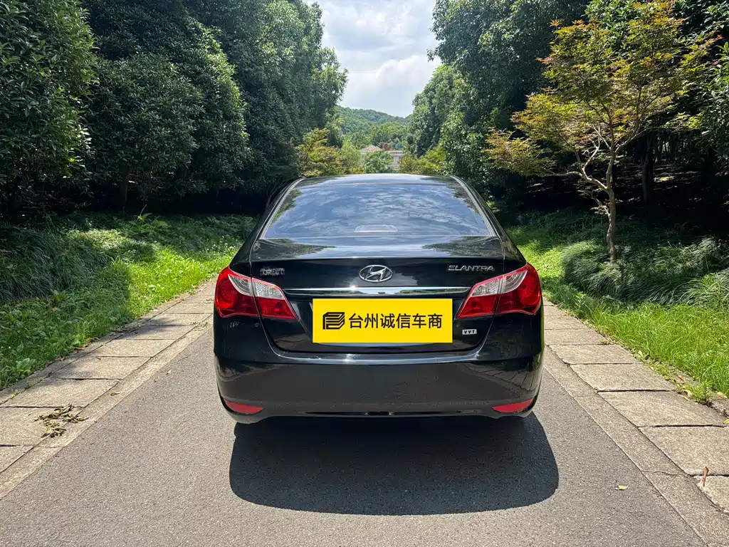 Hyundai Elantra 2014