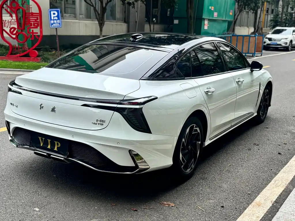 Hongqi H6 2023 — фото 12