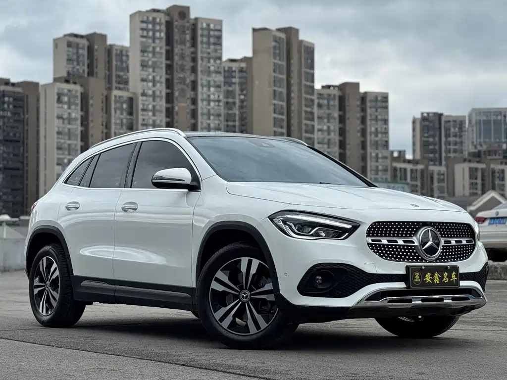 Mercedes-Benz GLA 2023 — фото 3