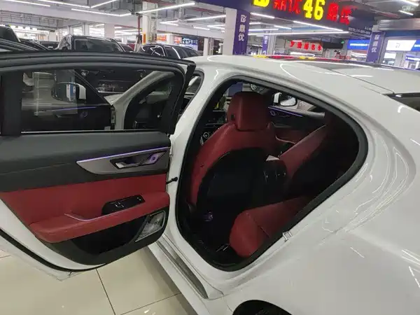 Jaguar XEL 2022