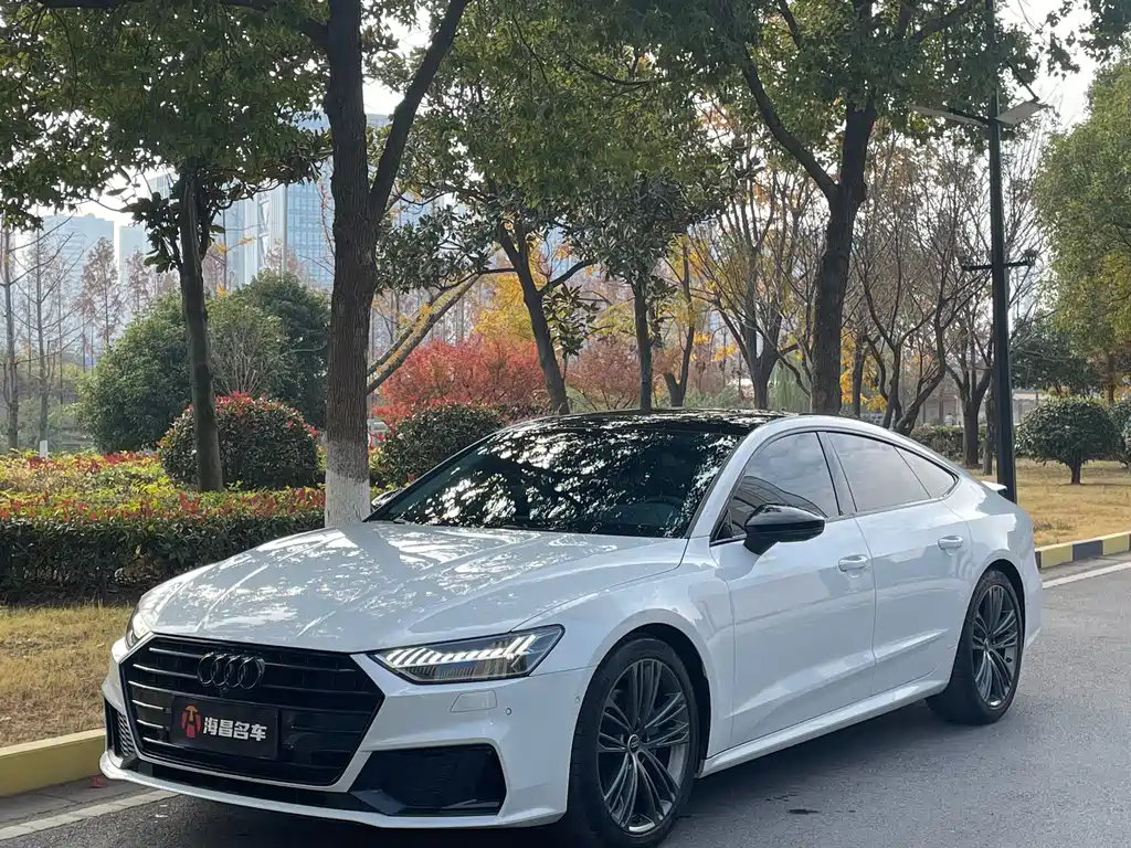 Audi A7 2024 — фото 1
