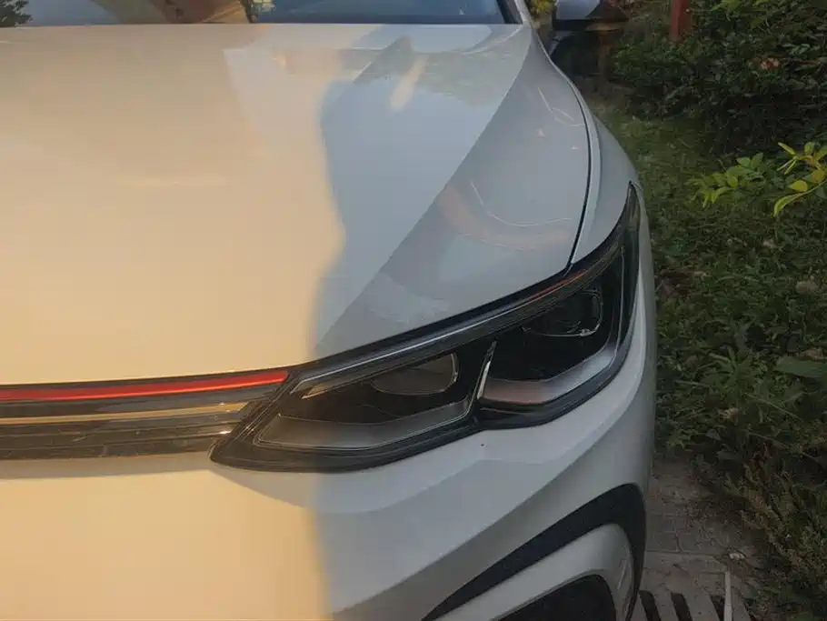 Volkswagen Golf 2024