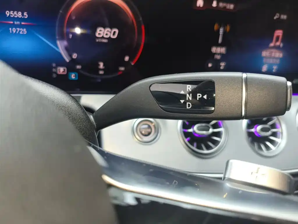 Mercedes-Benz E-Class 2022 — фото 15