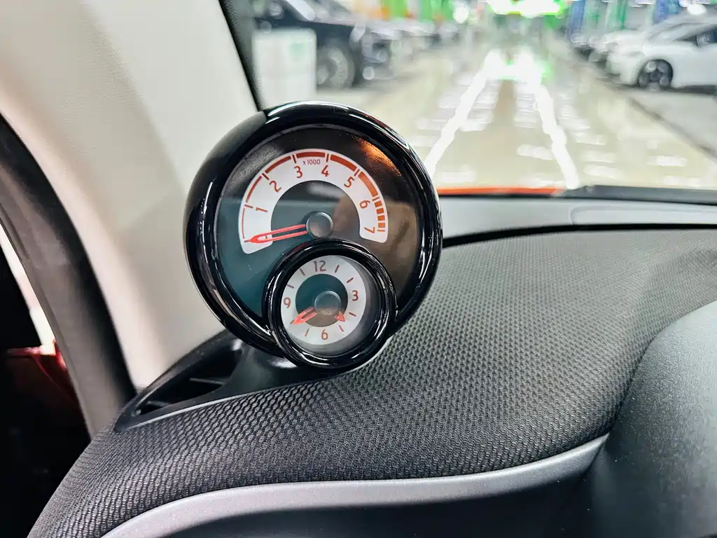 smart fortwo 2018 — фото 26