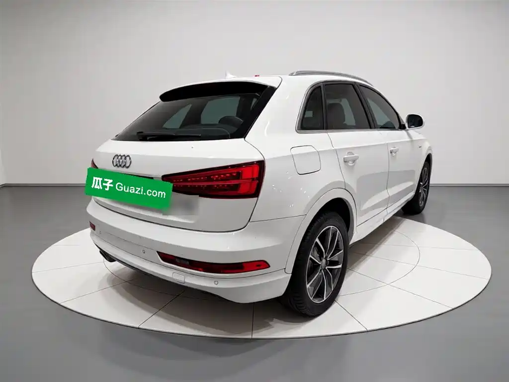 Audi Q3 2017 — фото 4