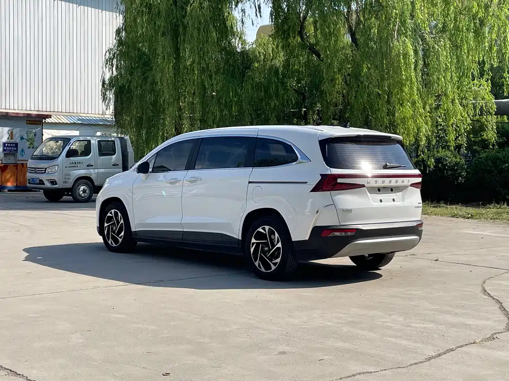 Hyundai Custo 2022 — фото 4