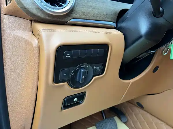 Mercedes-Benz Vito 2024