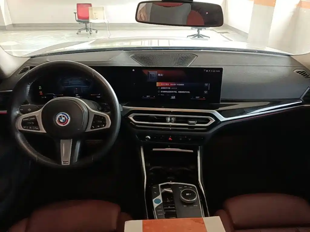 BMW i3 2023 — фото 10