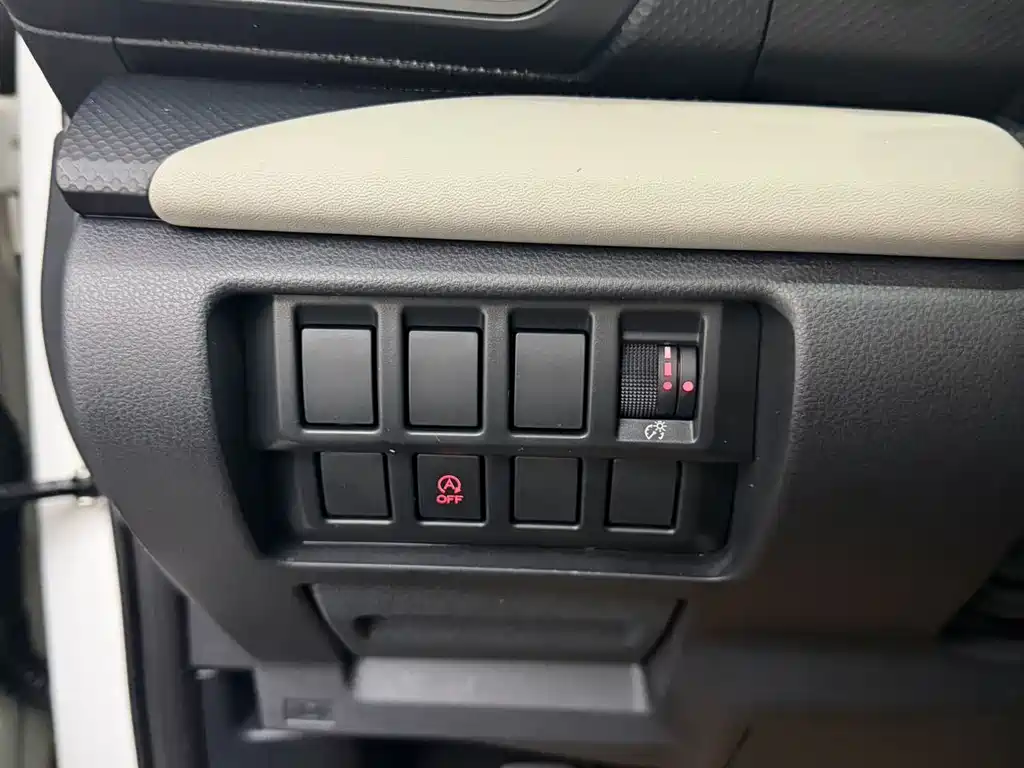 Subaru Forester 2022 — фото 9