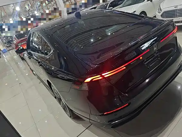 Honda Accord 2024