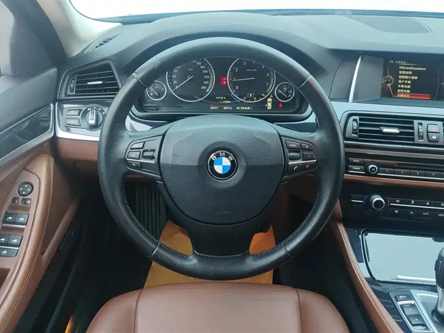 BMW 5 Series 2014 — фото 15