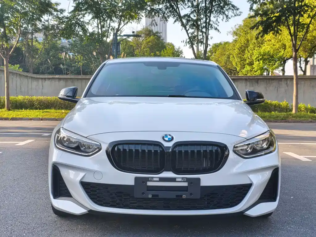 BMW 1 Series 2023