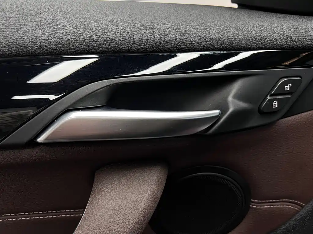 BMW X1 2019 — фото 13