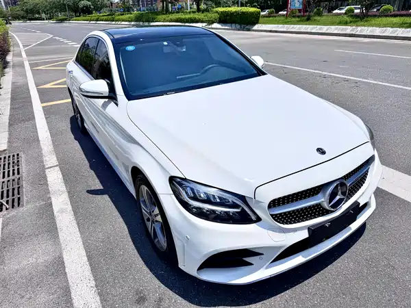 Mercedes-Benz C-Class 2019