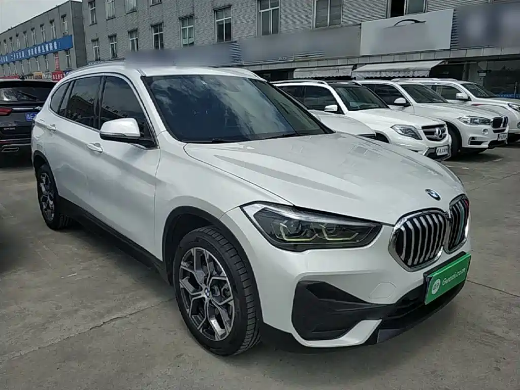 BMW X1 2020 — фото 4
