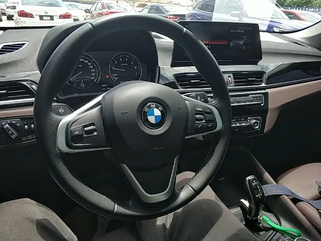 BMW X1 2020 — фото 10