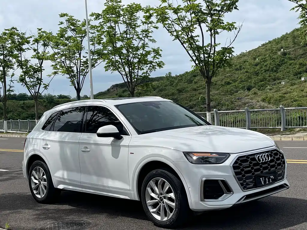 Audi Q5L 2021 — фото 2