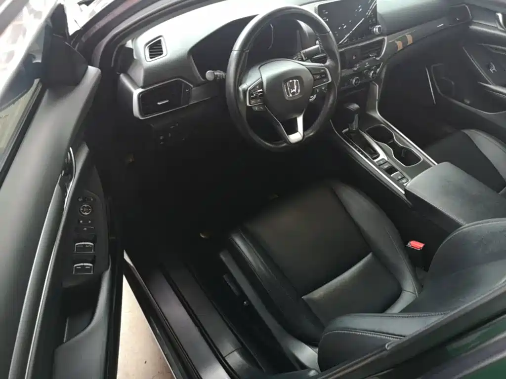 Honda Accord 2021 — фото 16