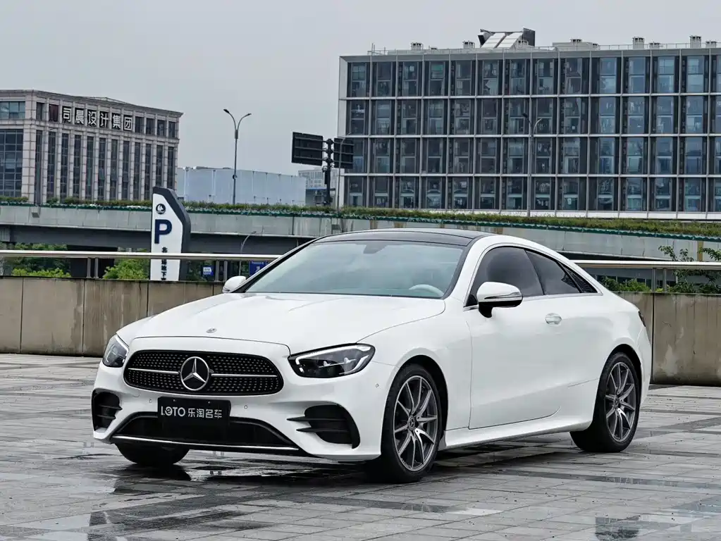 Mercedes-Benz E-Class 2023