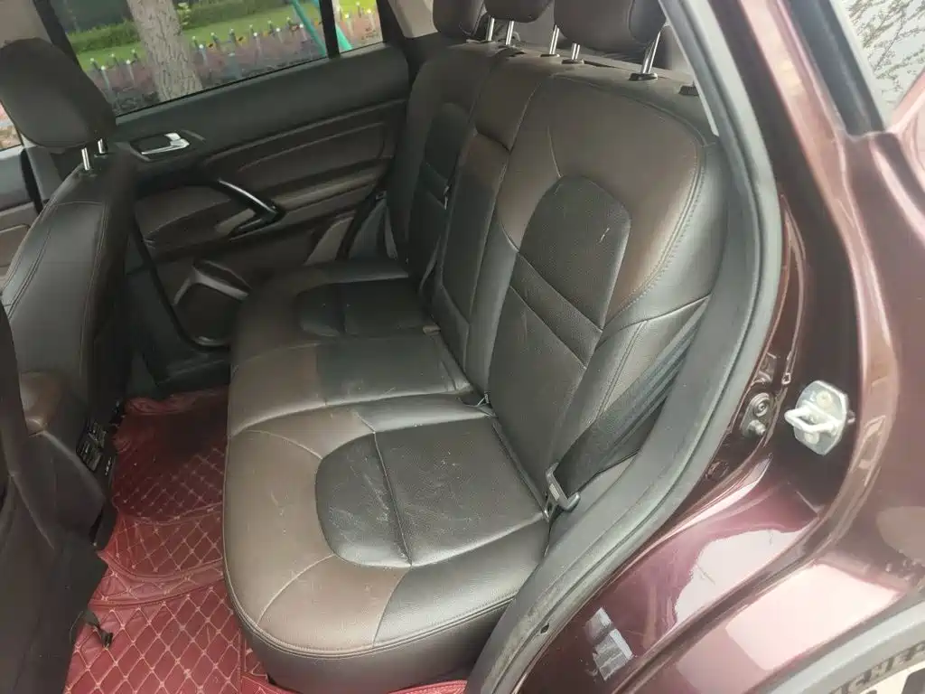 GAC Trumpchi GS4 2017 — фото 13
