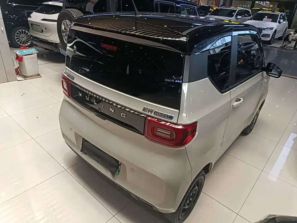 Wuling MINIEV 2023
