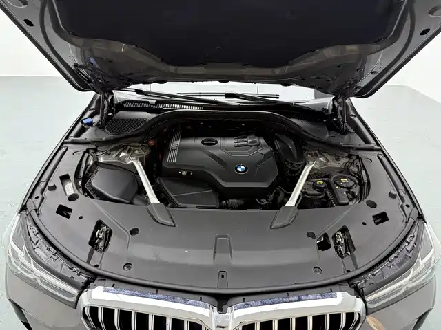 BMW 6 Series GT 2021 — фото 9