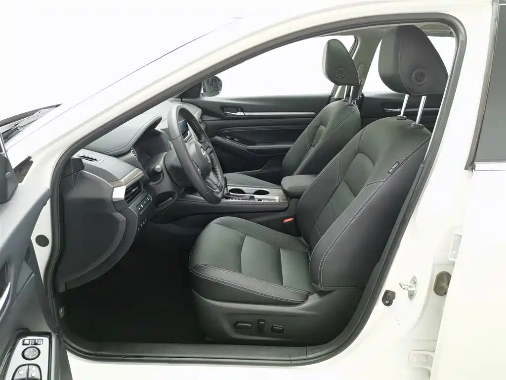 Nissan Teana 2021 — фото 10