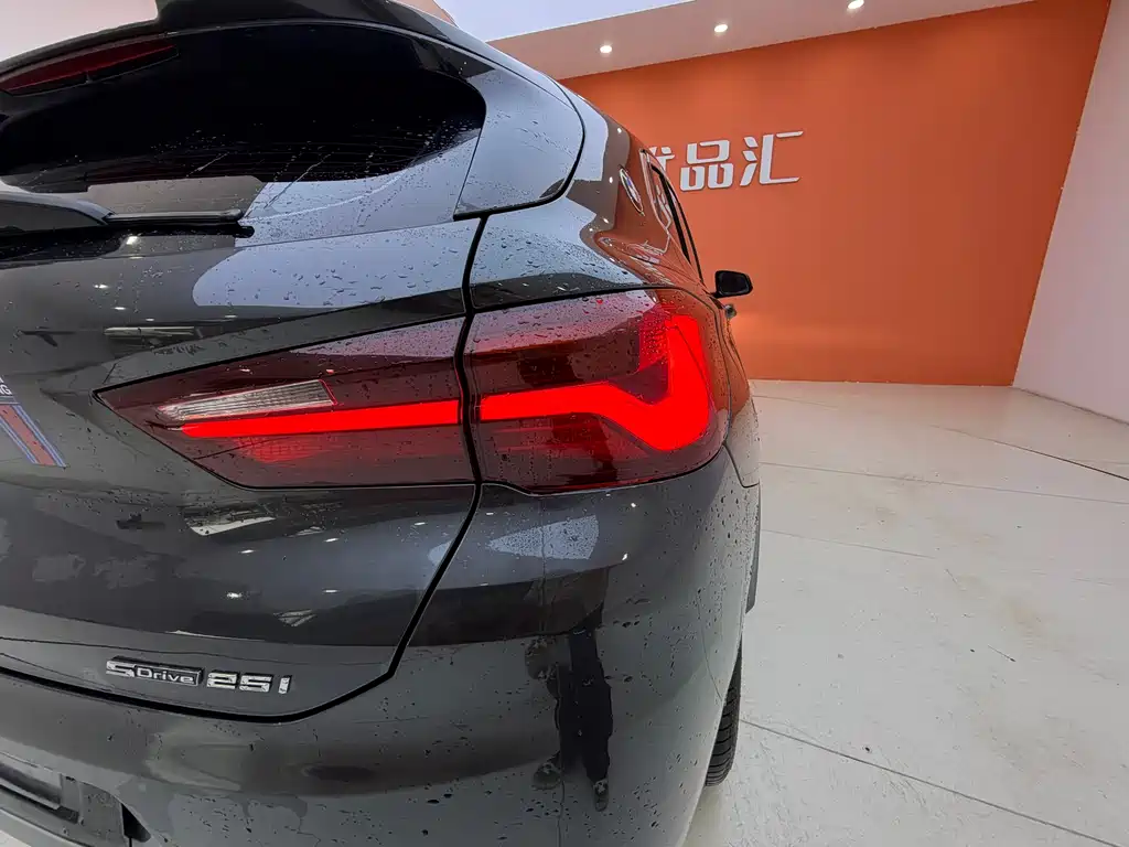 BMW X2 2021 — фото 15