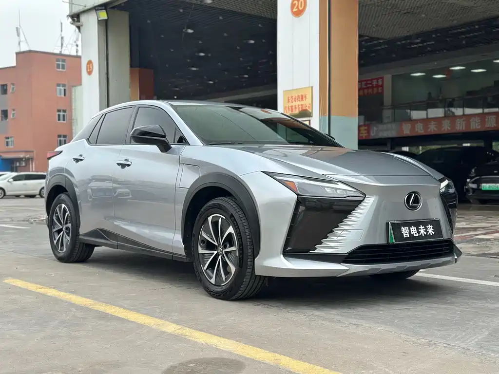 Lexus RZ 2023 — фото 3