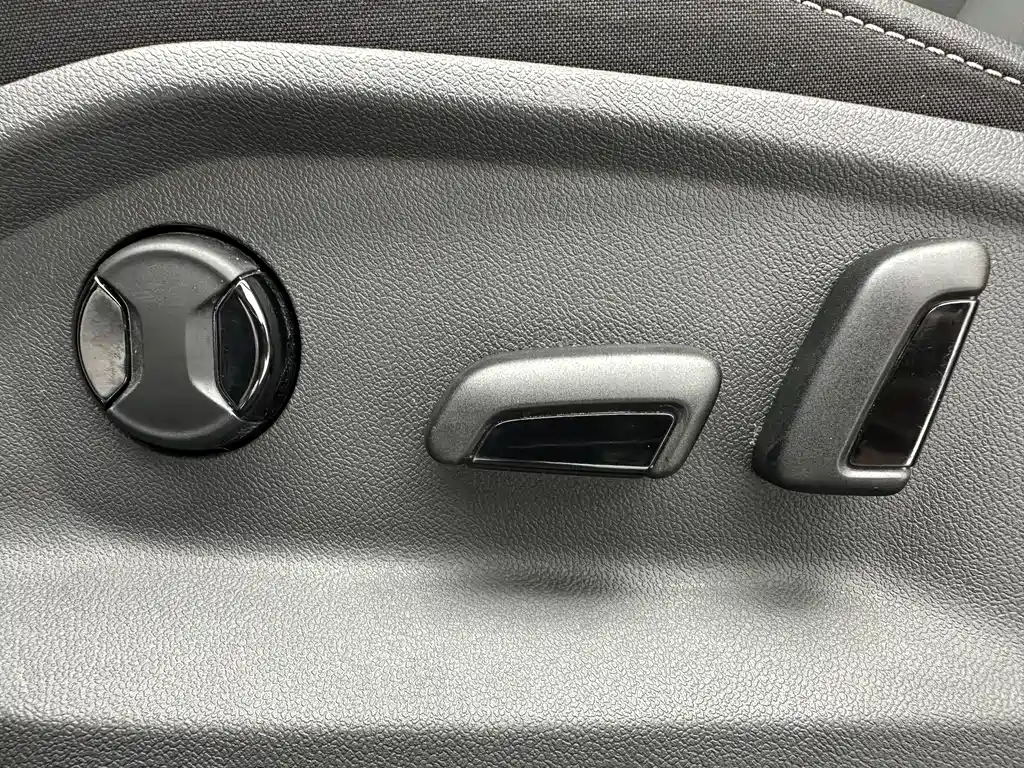 Volkswagen T-Roc 2022 — фото 14