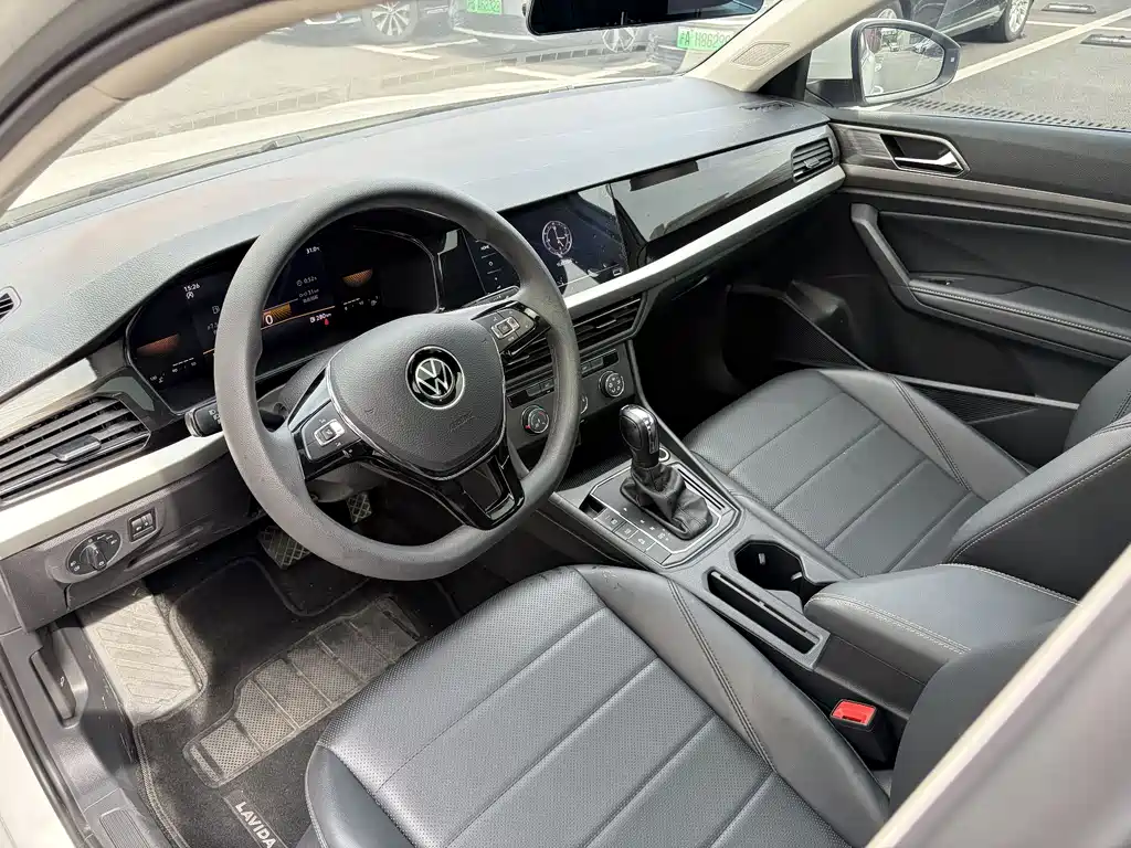 Volkswagen Lavida 2022