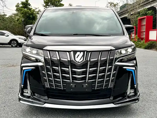 Toyota Alphard 2018