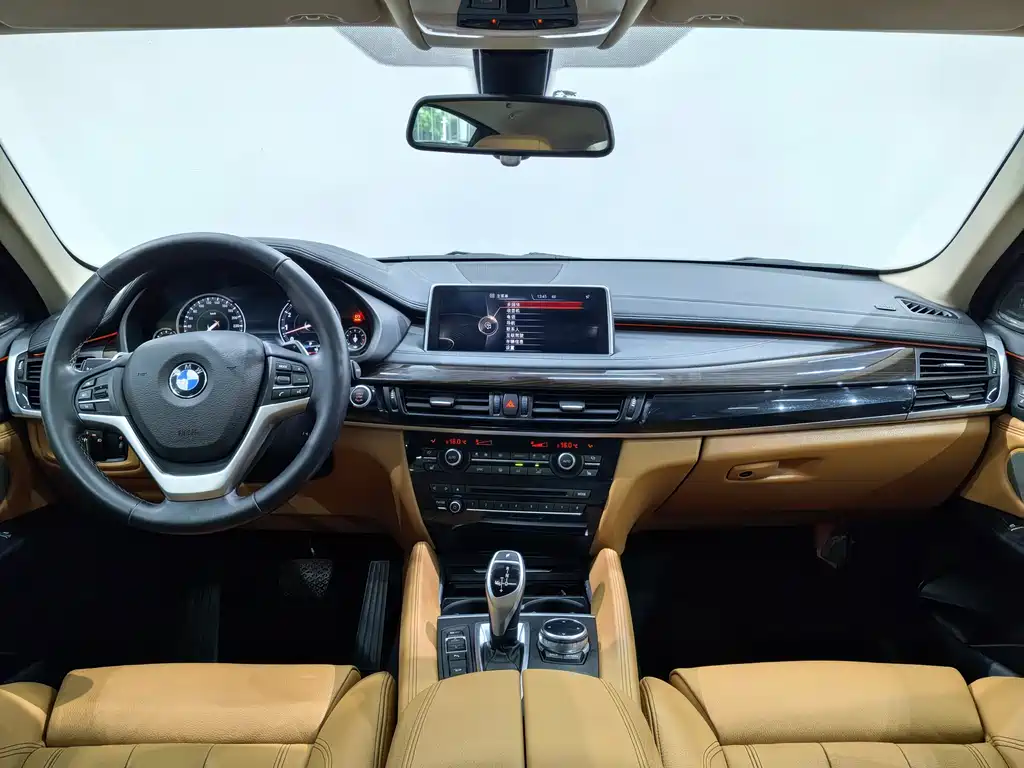 BMW X6 2015 — фото 8