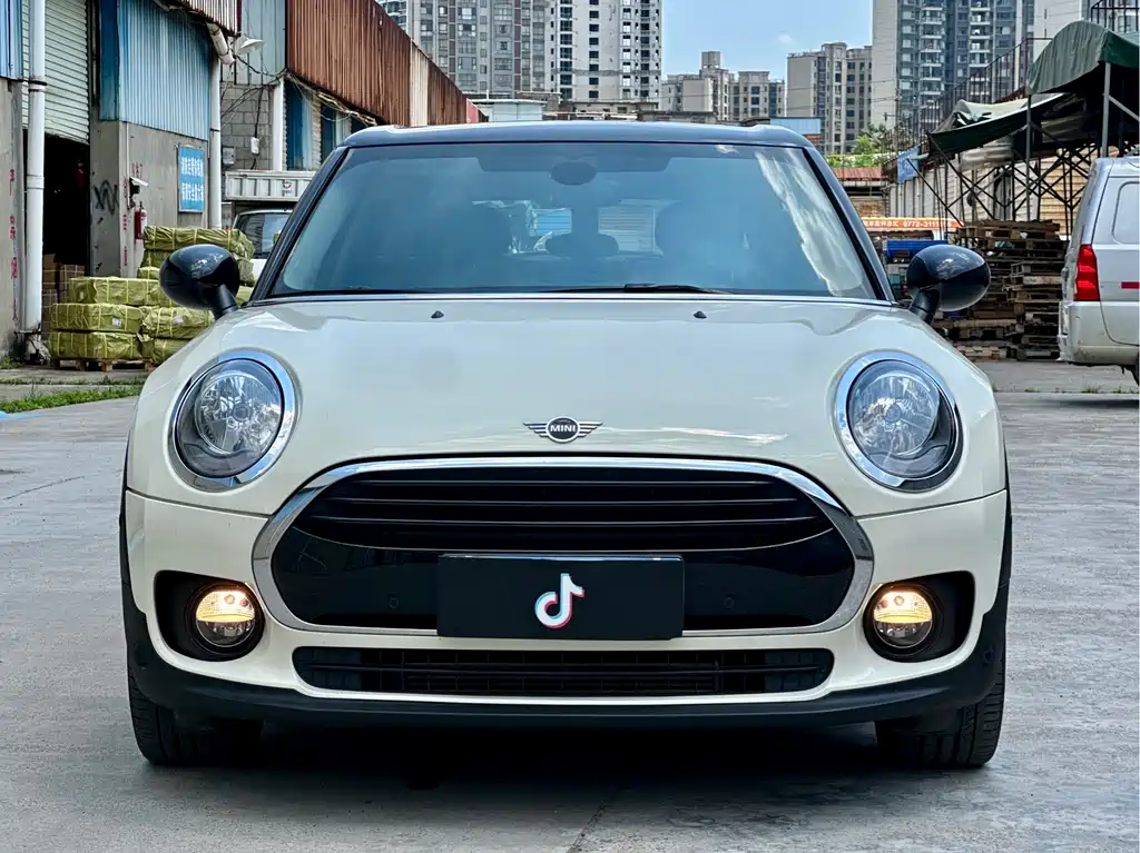 MINI Clubman 2019