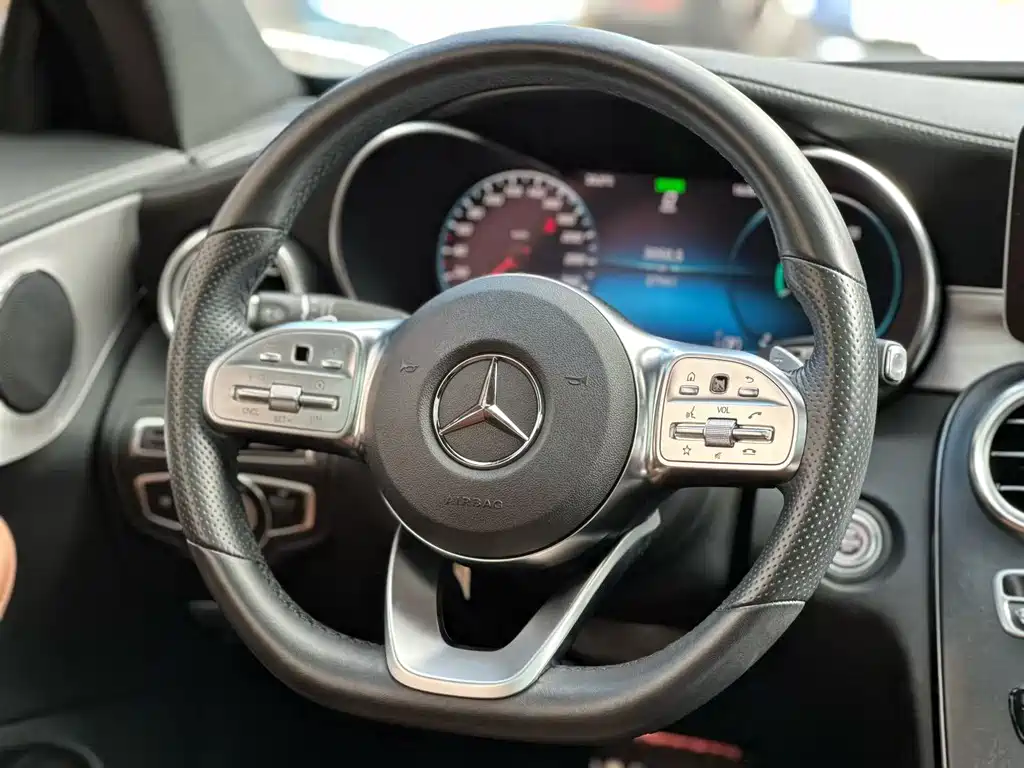 Mercedes-Benz C-Class 2019